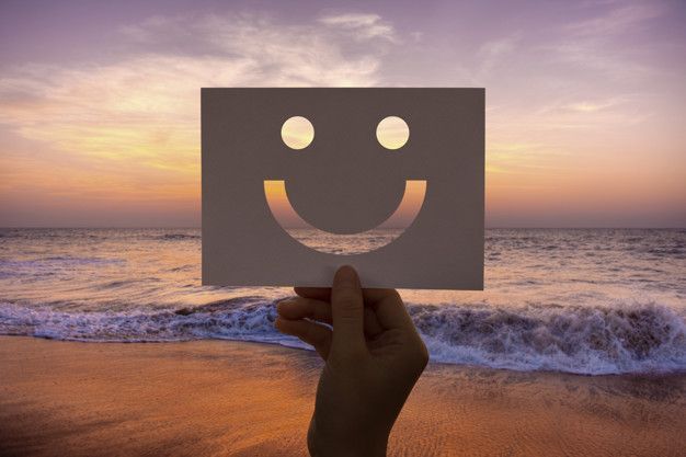 Happines Cheerful Perforated Paper Smiley Face - Silva Pinto Assessoria Contábil
